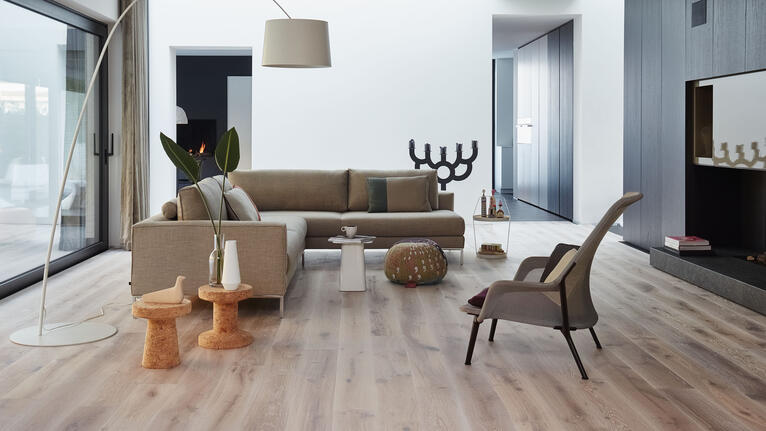 MIA Showroom Interior Deco